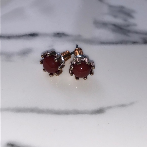 ✨Buy 2 get 1 free!!✨ Red and gold earrings - Picture 1 of 1